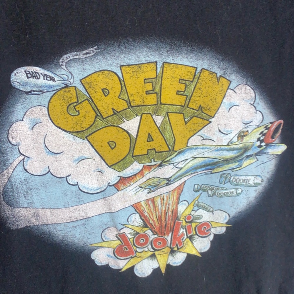 🎱Green Day “Dookie” band tee! - Picture 3 of 10